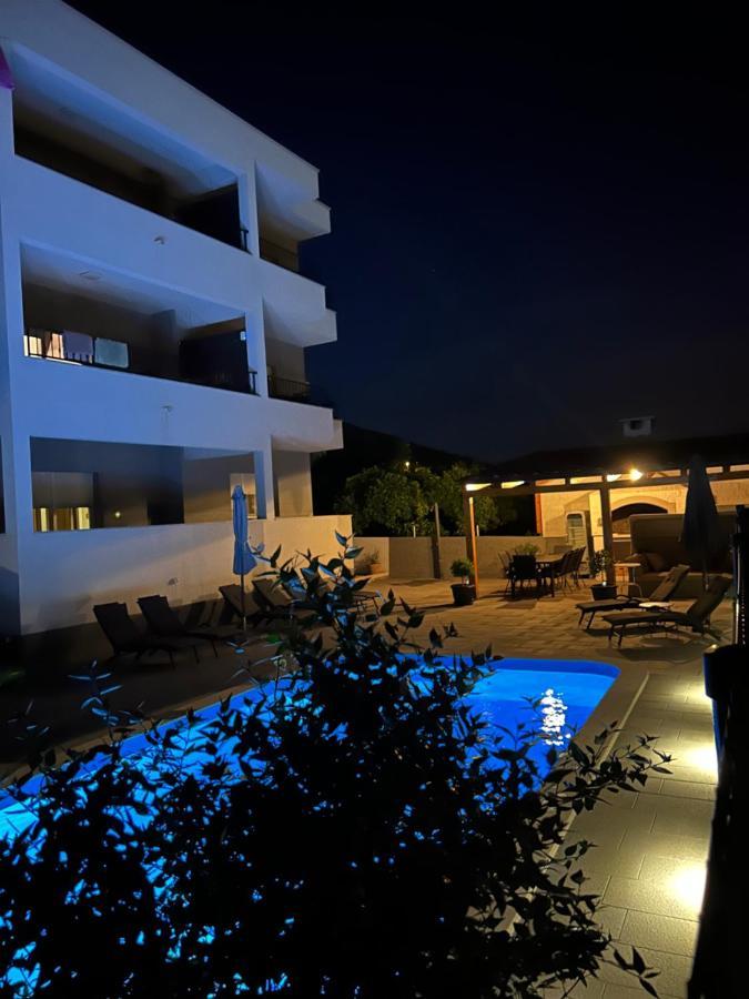 Villa Apartment Aa 2 Trogir Exterior foto